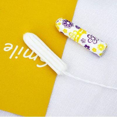 BPA বিনামূল্যে জৈব তুলা Tampons Hypoallergenic অন্তর্ভুক্ত আবেদনকারী